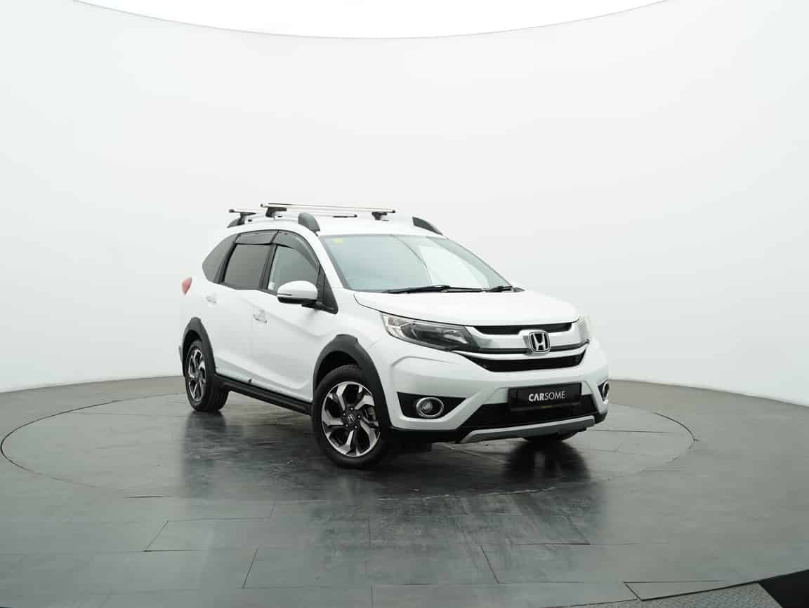 Honda_BR-V_2018_White_B2C_CARSOME