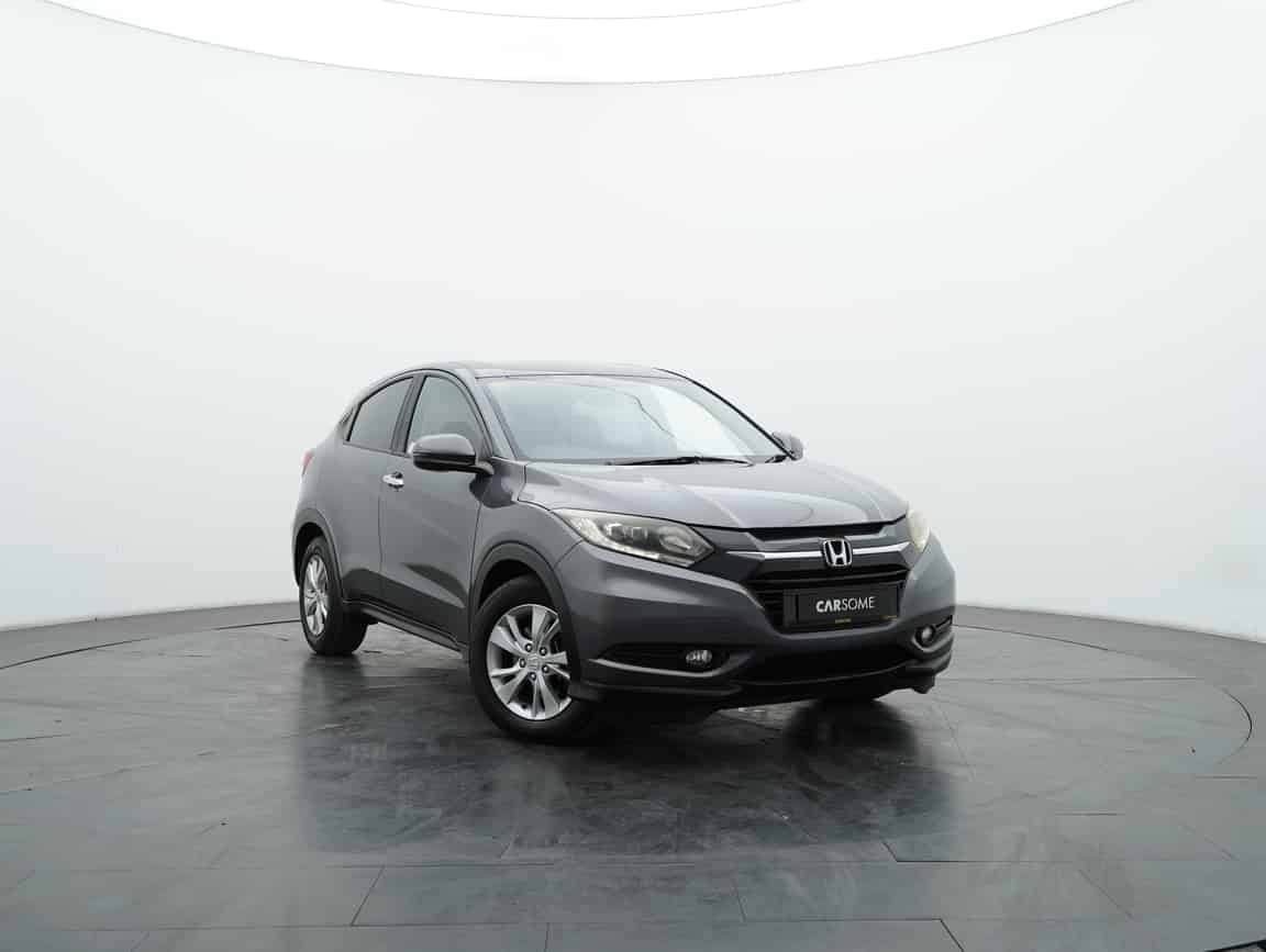 Honda_HR-V_2015_Gray_B2C_CARSOME