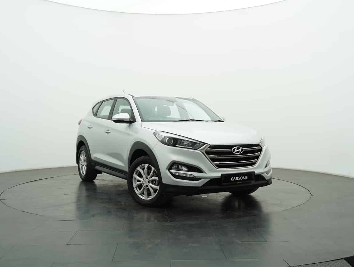 Hyundai_Tucson_2016_Silver_B2C_CARSOME