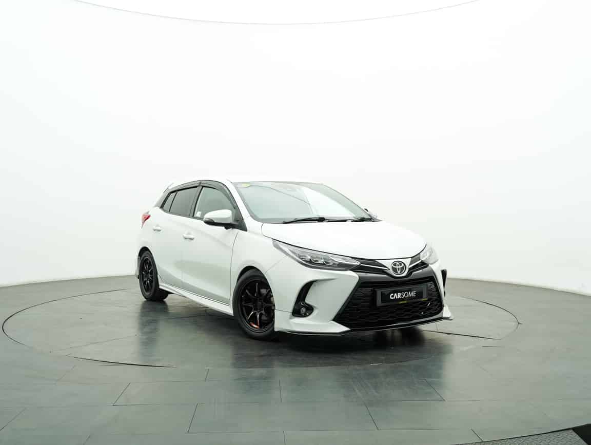 Toyota_Yaris_2021_Putih_B2C_CARSOME