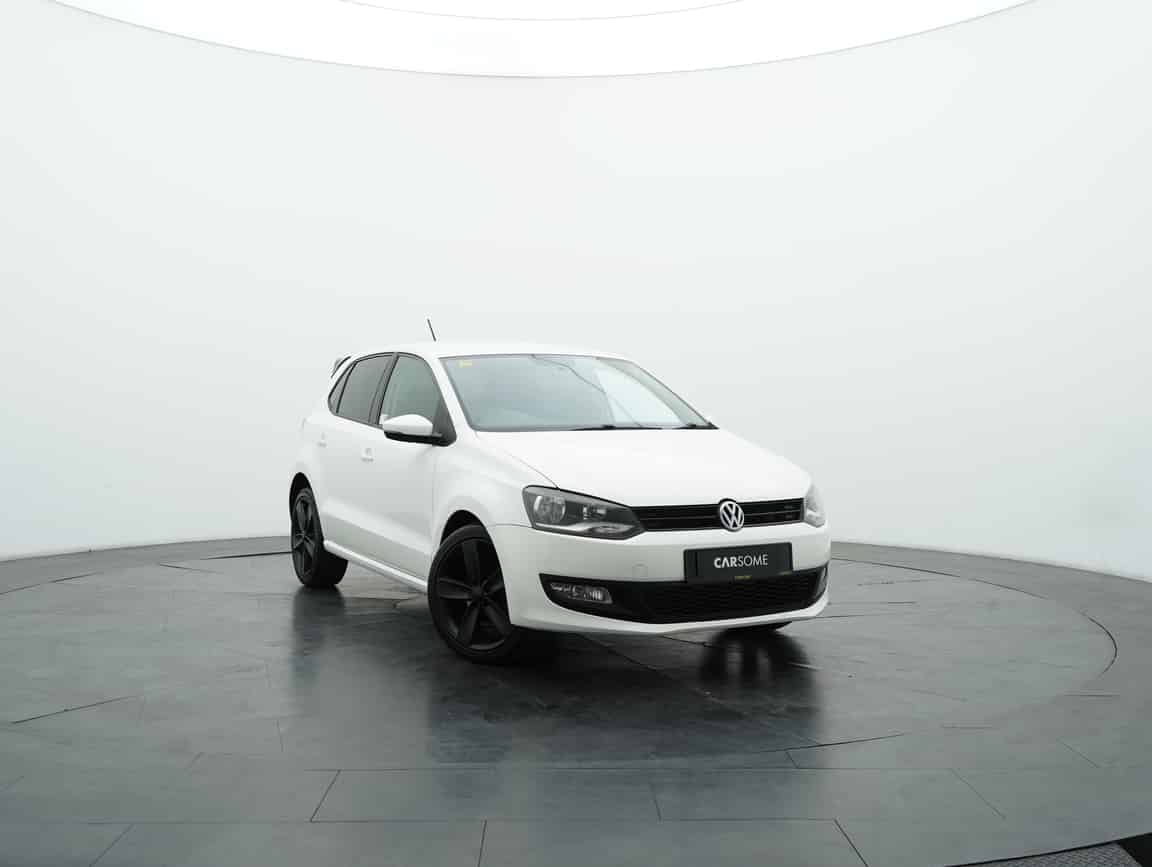 Volkswagen_Polo_2013_White_B2C_CARSOME