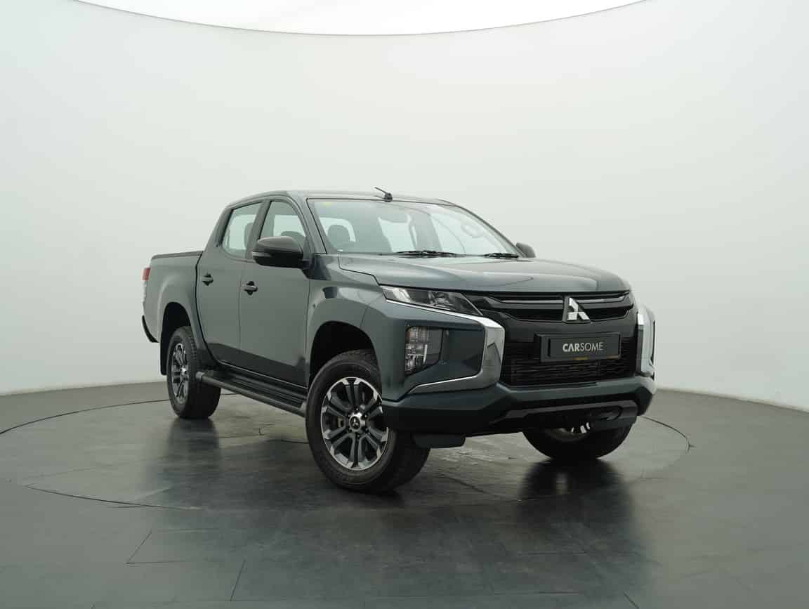 Mitsubishi_Triton_2023_Gray_B2C_CARSOME