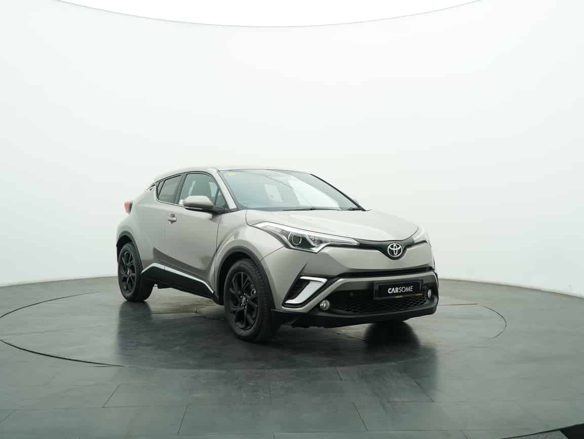 Toyota_C-HR_2019_Gray_B2C_CARSOME