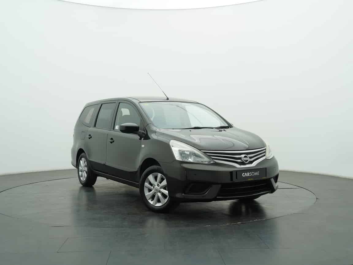 Nissan_Grand Livina_2017_Gray_B2C_CARSOME