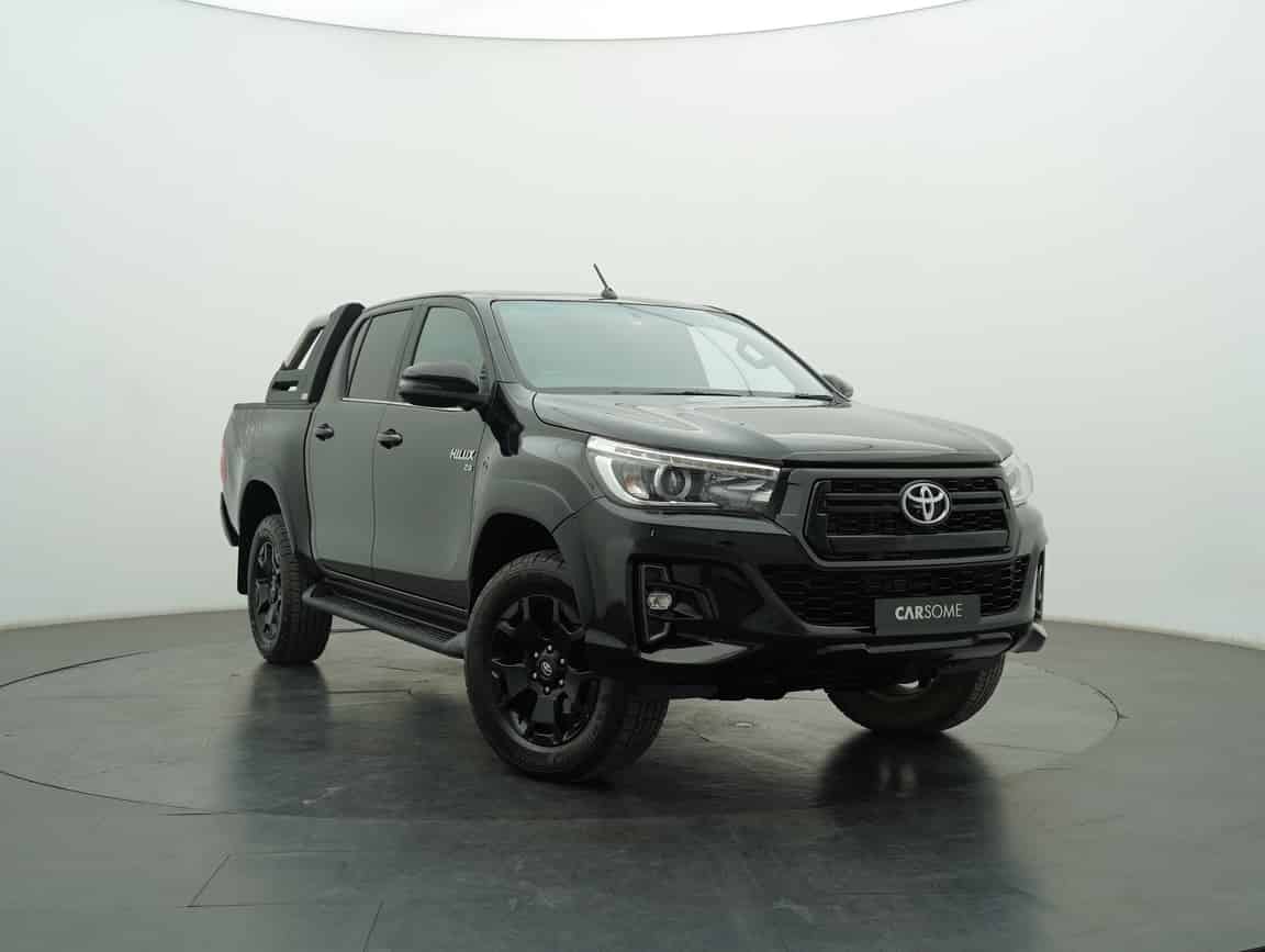 Toyota_Hilux_2020_Hitam_B2C_CARSOME
