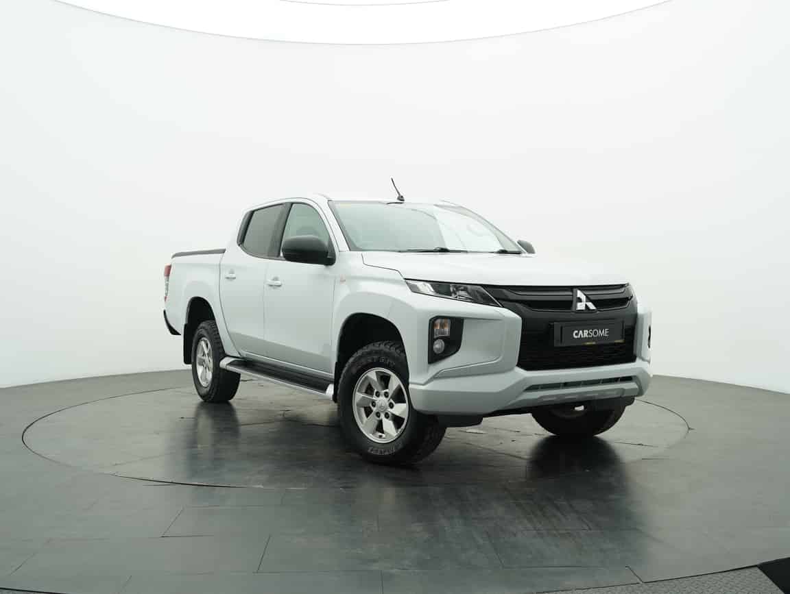 Mitsubishi_Triton_2021_White_B2C_CARSOME