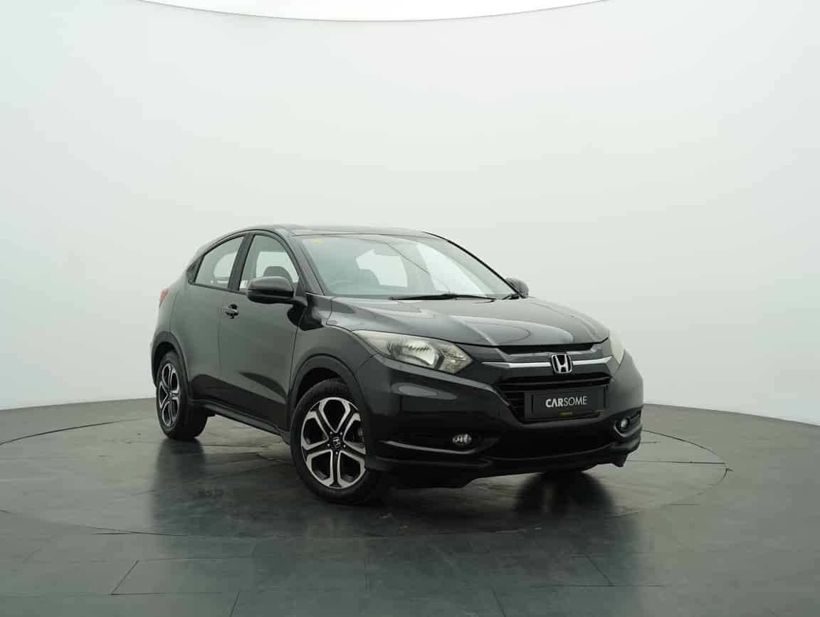 Honda_HR-V_2017_Gray_B2C_CARSOME
