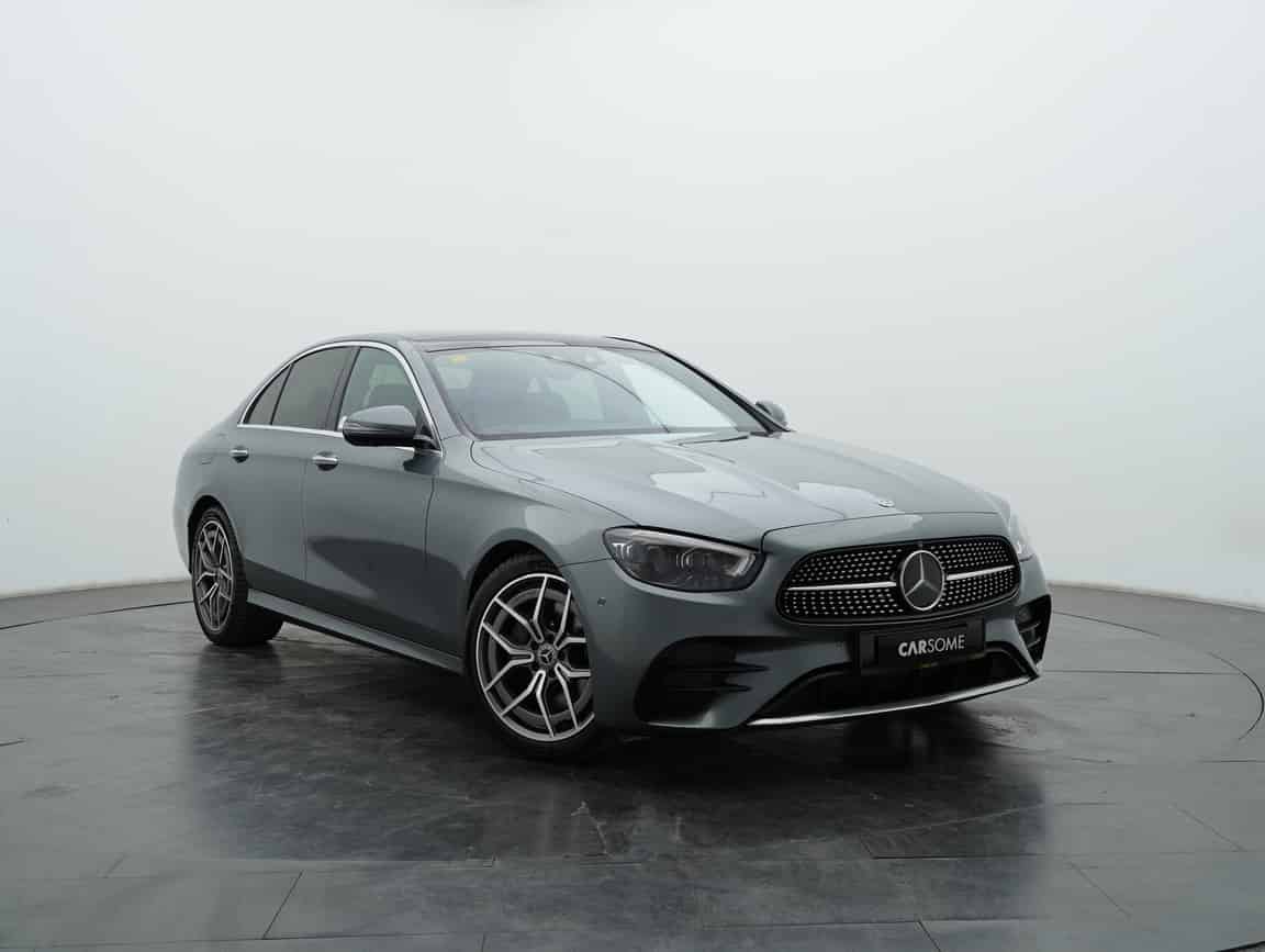 Mercedes-Benz_E300_2021_Gray_B2C_CARSOME
