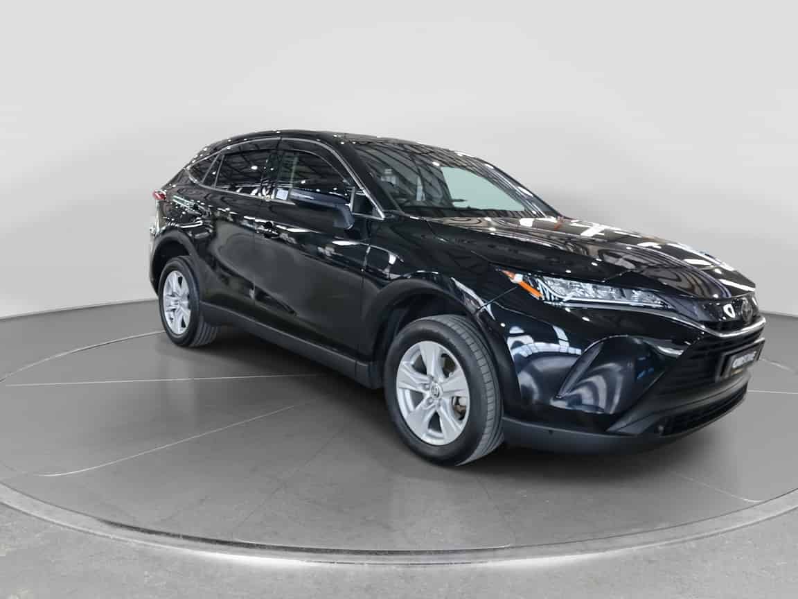 Toyota_Harrier_2020_Hitam_B2C_CARSOME