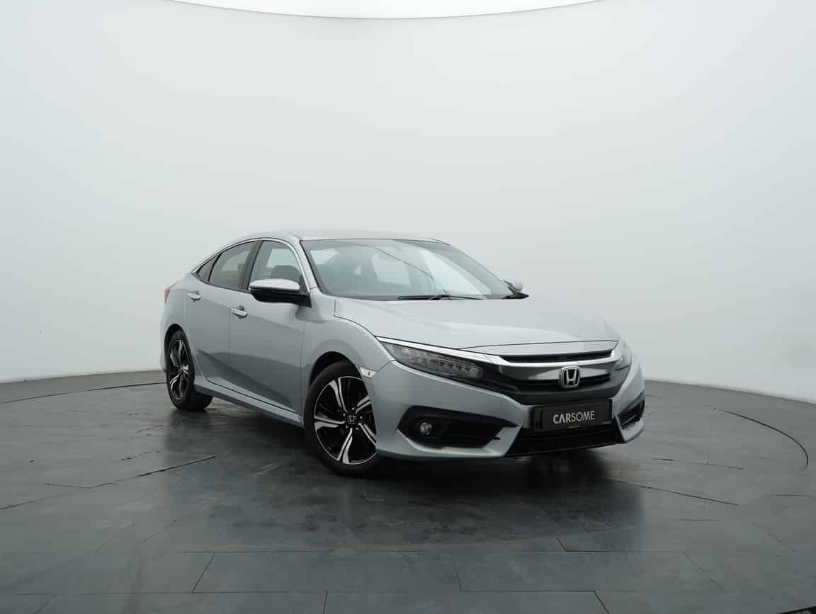 Honda_Civic_2017_Silver_B2C_CARSOME