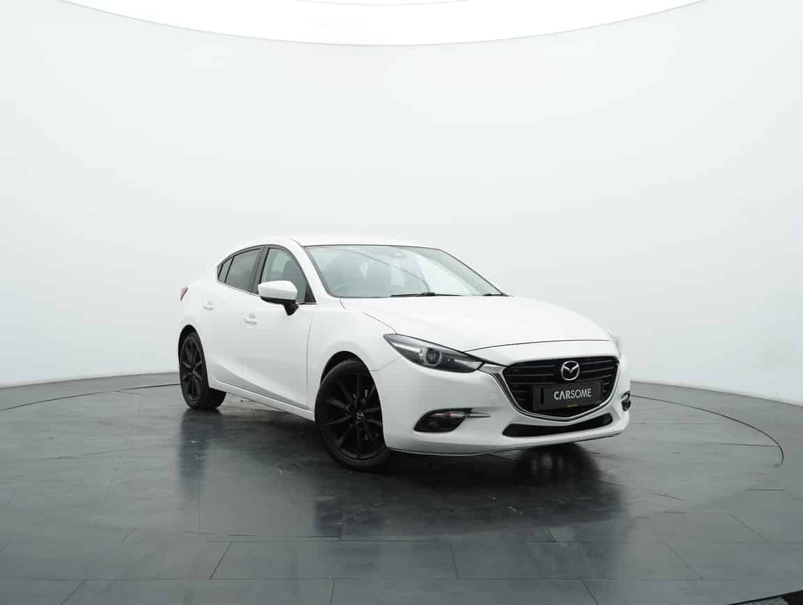 Mazda_3_2018_White_B2C_CARSOME