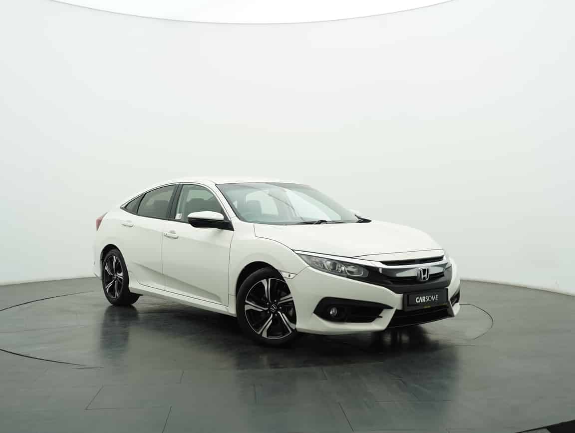 Honda_Civic_2018_White_B2C_CARSOME