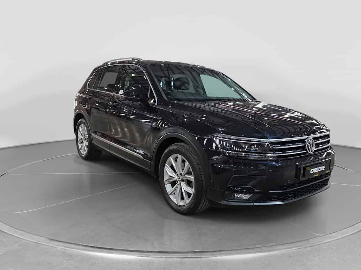 Volkswagen_Tiguan_2018_Black_B2C_CARSOME