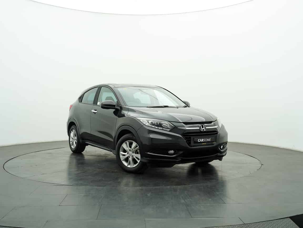 Honda_HR-V_2016_Gray_B2C_CARSOME