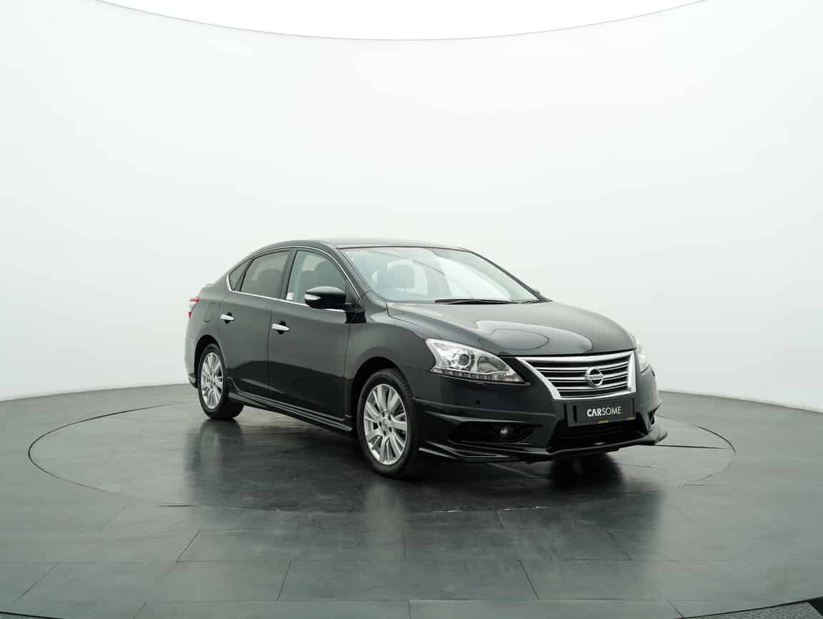 Nissan_Sylphy_2014_Black_B2C_CARSOME