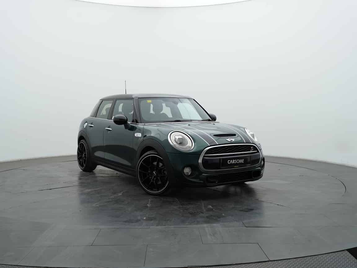 MINI_Cooper_2017_Green_B2C_CARSOME