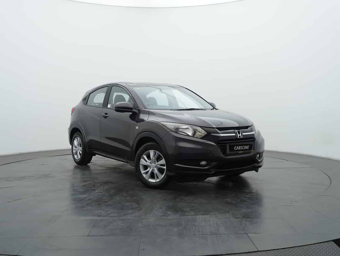 Honda_HR-V_2015_Gray_B2C_CARSOME