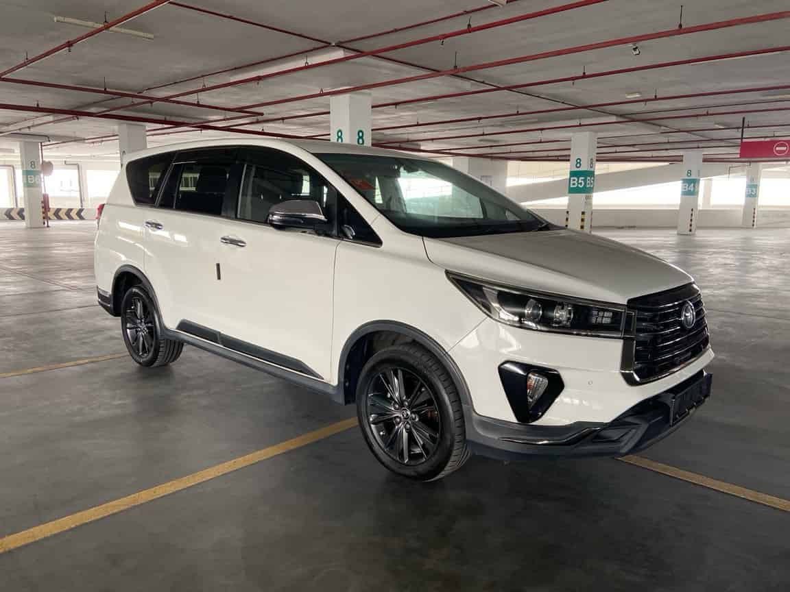 Toyota_Innova_2021_White_B2C_CARSOME