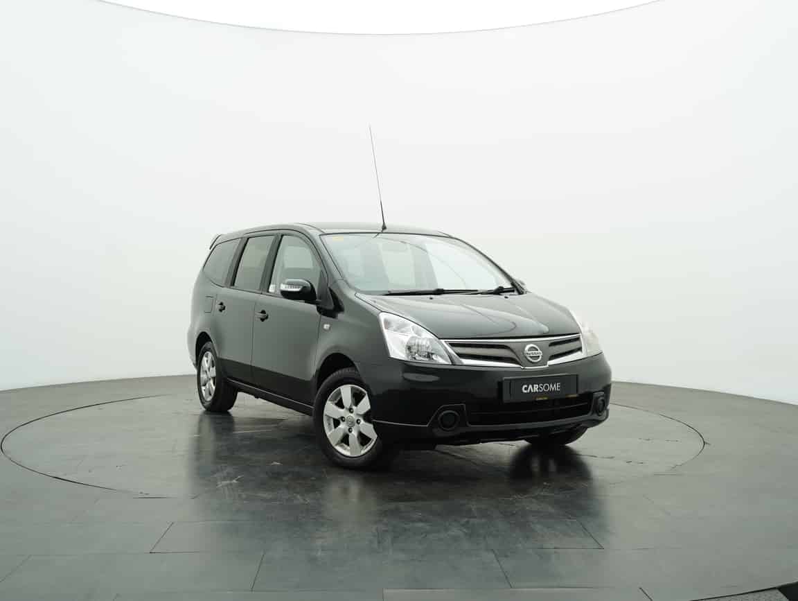 Nissan_Grand Livina_2012_Hitam_B2C_CARSOME