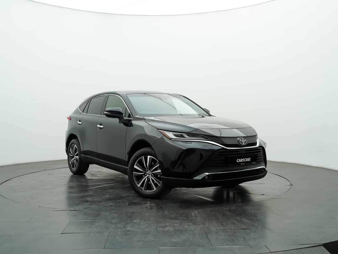 Toyota_Harrier_2020_Hitam_B2C_CARSOME