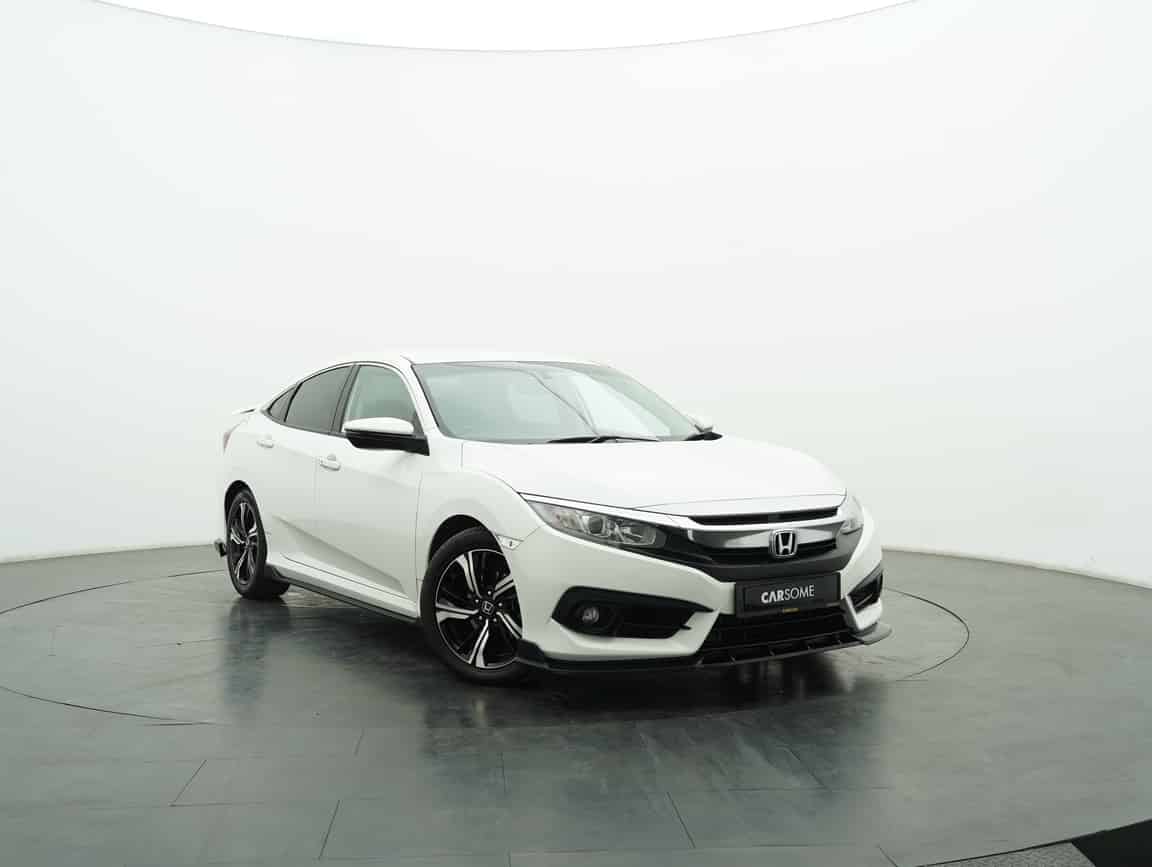 Honda_Civic_2018_White_B2C_CARSOME