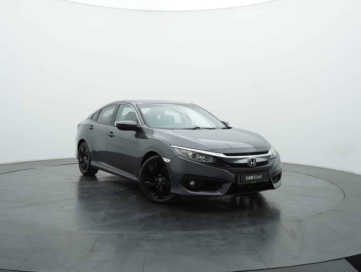 Honda_Civic_2018_Gray_B2C_CARSOME