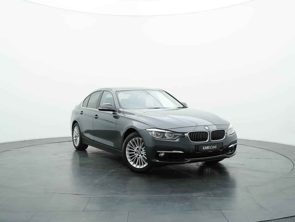 BMW_318i_2019_Gray_B2C_CARSOME