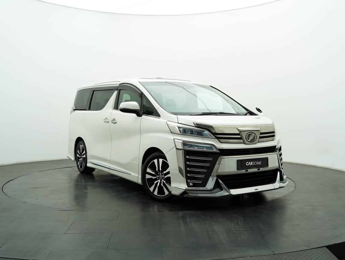 Toyota_Vellfire_2018_White_B2C_CARSOME