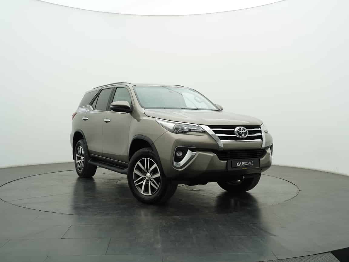 Toyota_Fortuner_2019_Brown_B2C_CARSOME