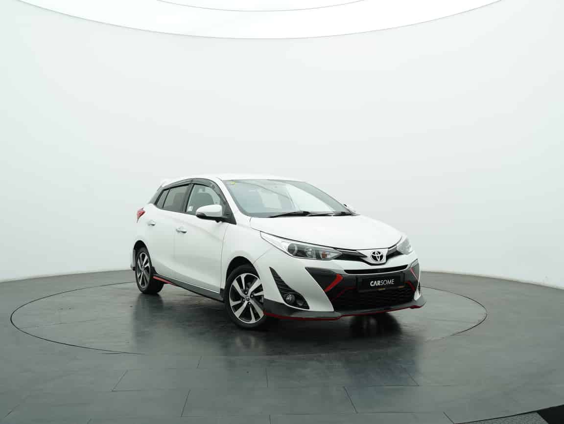 Toyota_Yaris_2019_White_B2C_CARSOME