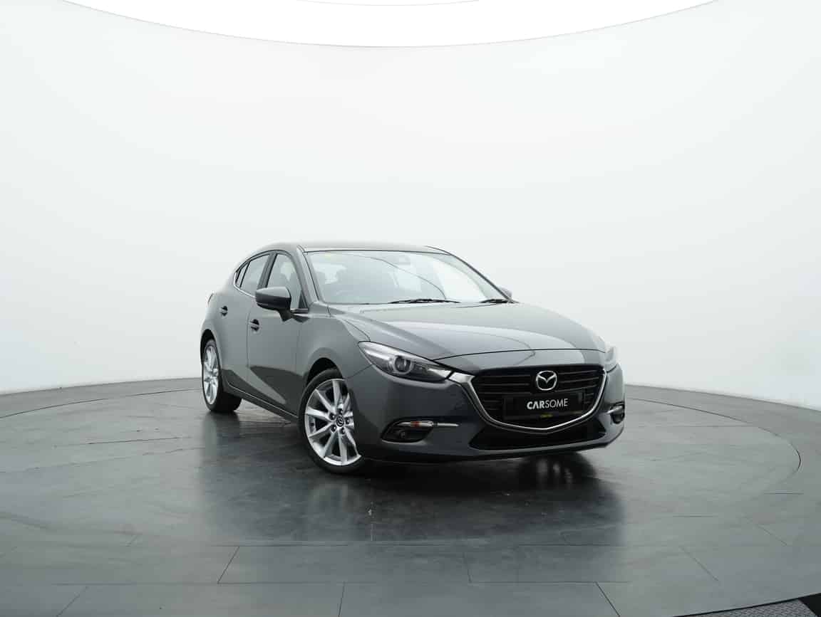 Mazda_3_2018_Gray_B2C_CARSOME