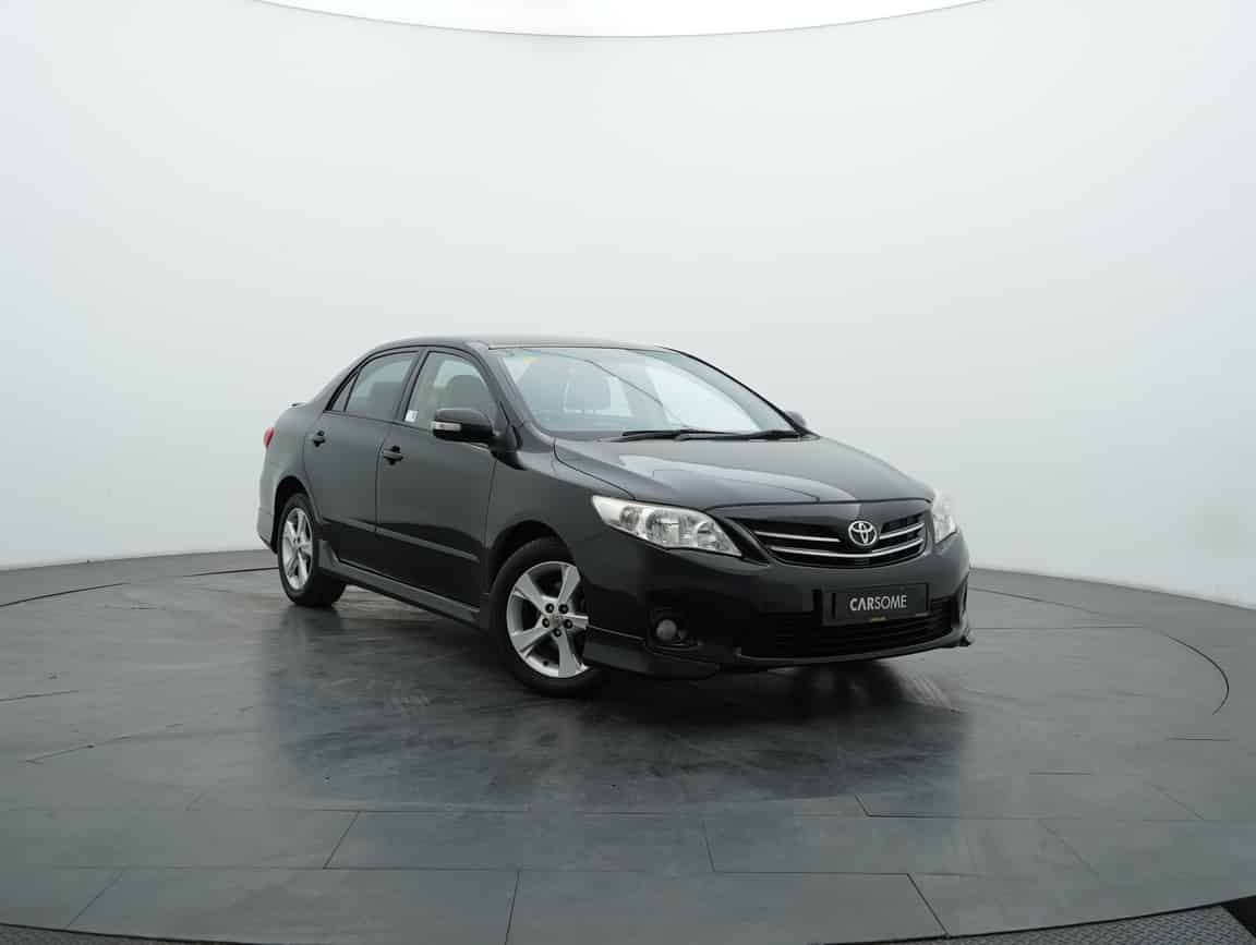 Toyota_Corolla Altis_2012_Hitam_B2C_CARSOME