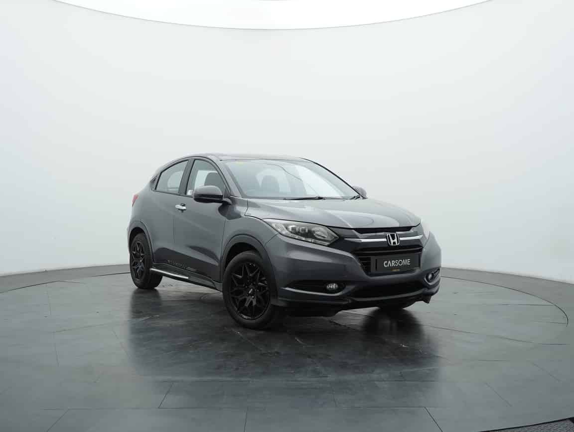 Honda_HR-V_2015_Gray_B2C_CARSOME