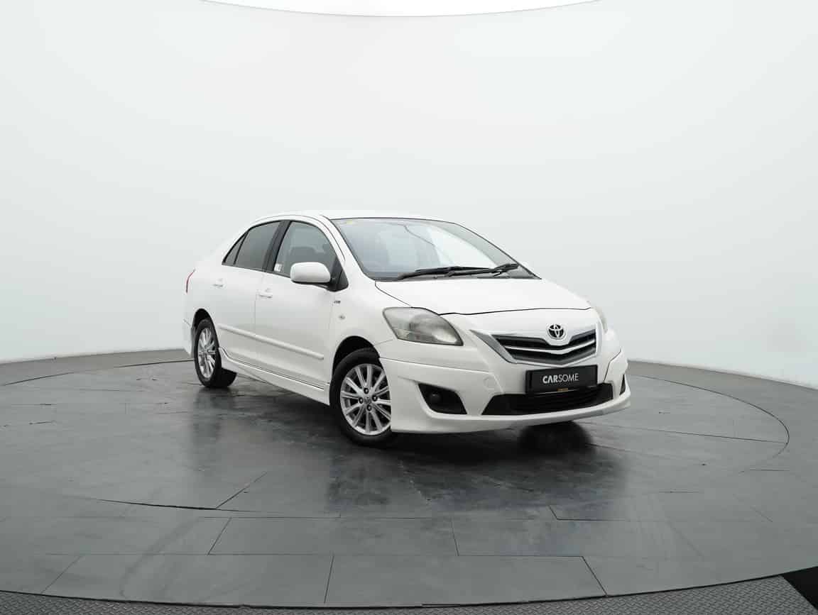 Toyota_Vios_2012_White_B2C_CARSOME