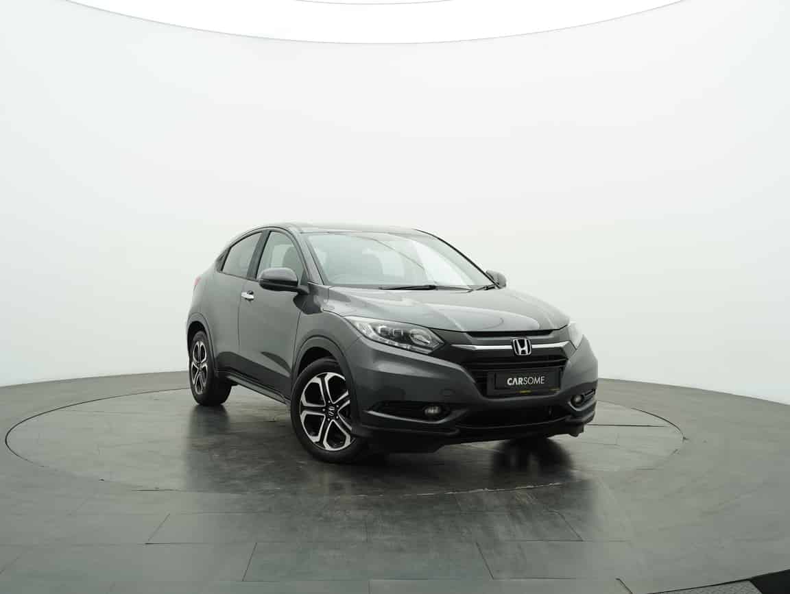 Honda_HR-V_2018_Gray_B2C_CARSOME