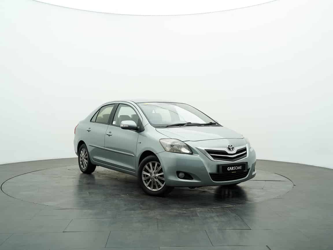 Toyota_Vios_2013_Silver_B2C_CARSOME