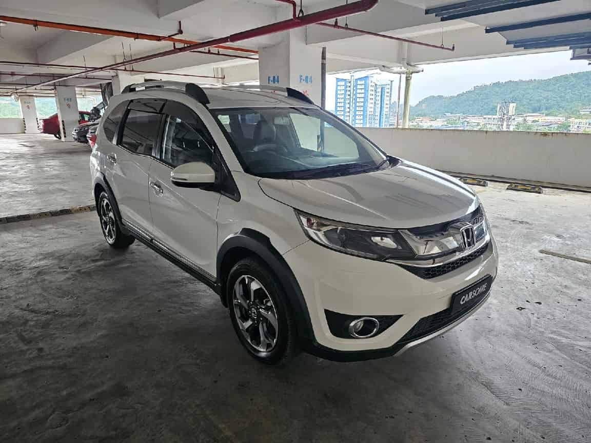 Honda_BR-V_2018_White_B2C_CARSOME