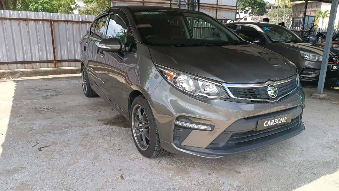 Proton_Persona_2023_Gray_B2C_CARSOME