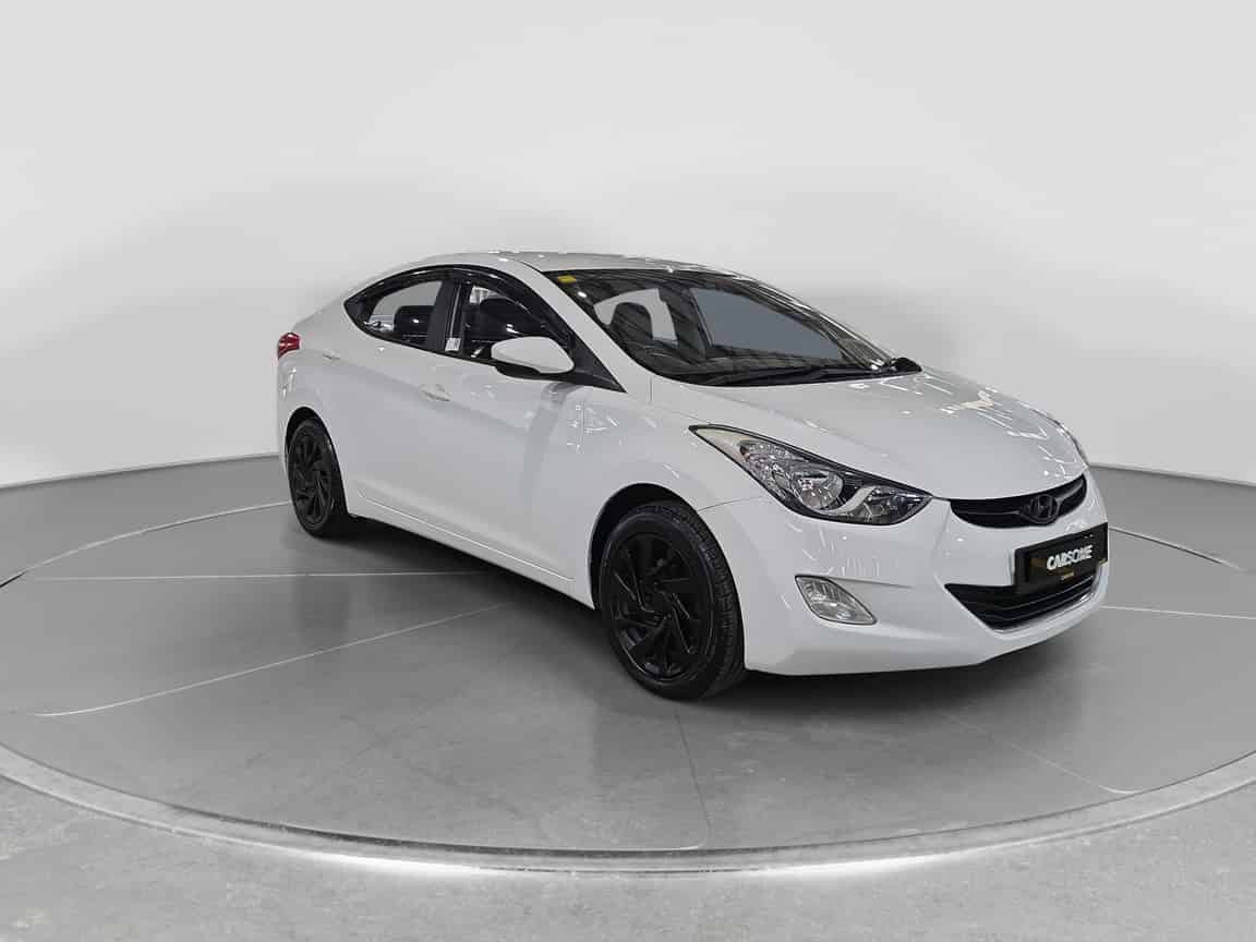 Inokom_Elantra_2013_White_B2C_CARSOME