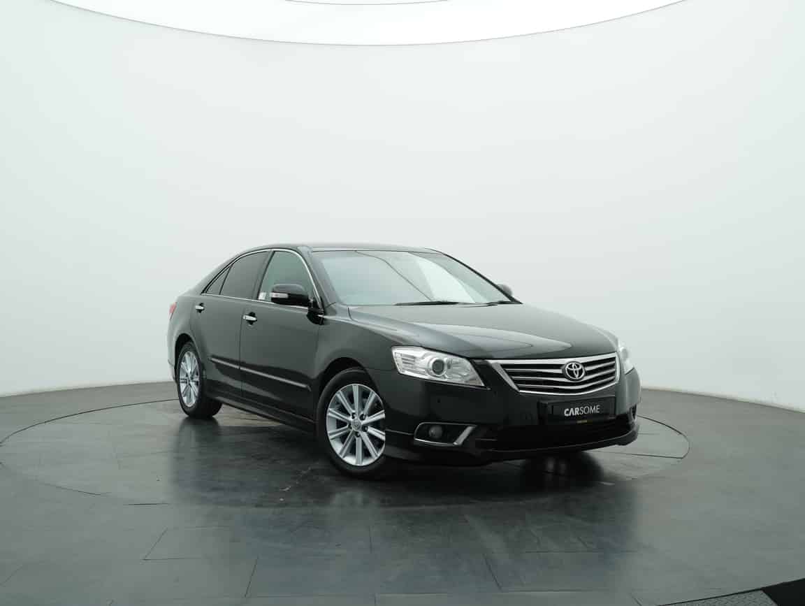 Toyota_Camry_2012_Black_B2C_CARSOME