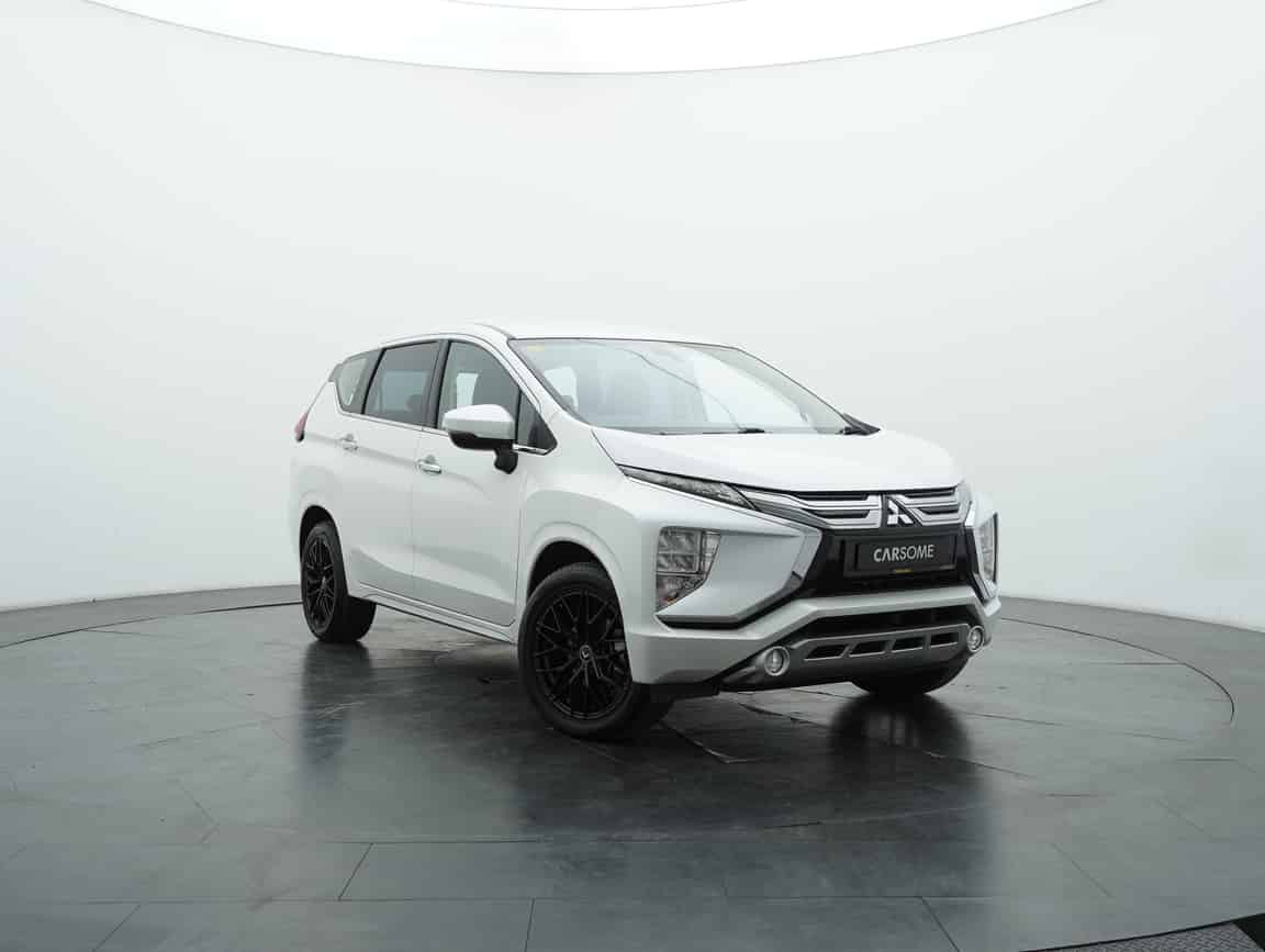 Mitsubishi_Xpander_2020_Putih_B2C_CARSOME