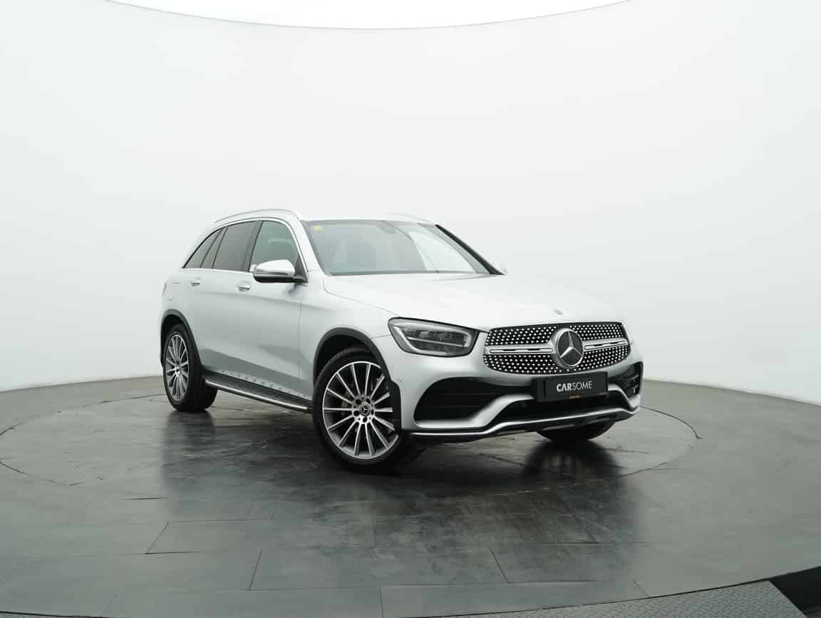 Mercedes-Benz_GLC200_2020_Silver_B2C_CARSOME