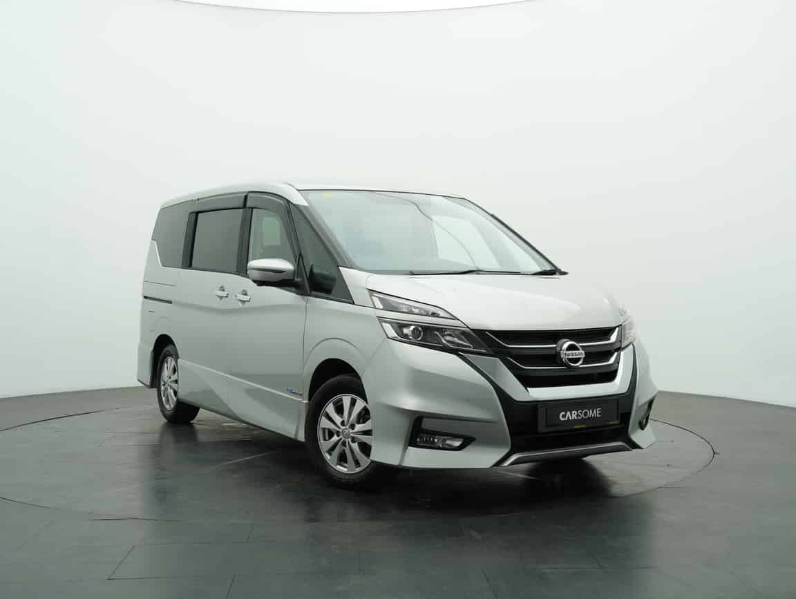 Nissan_Serena_2018_Silver_B2C_CARSOME