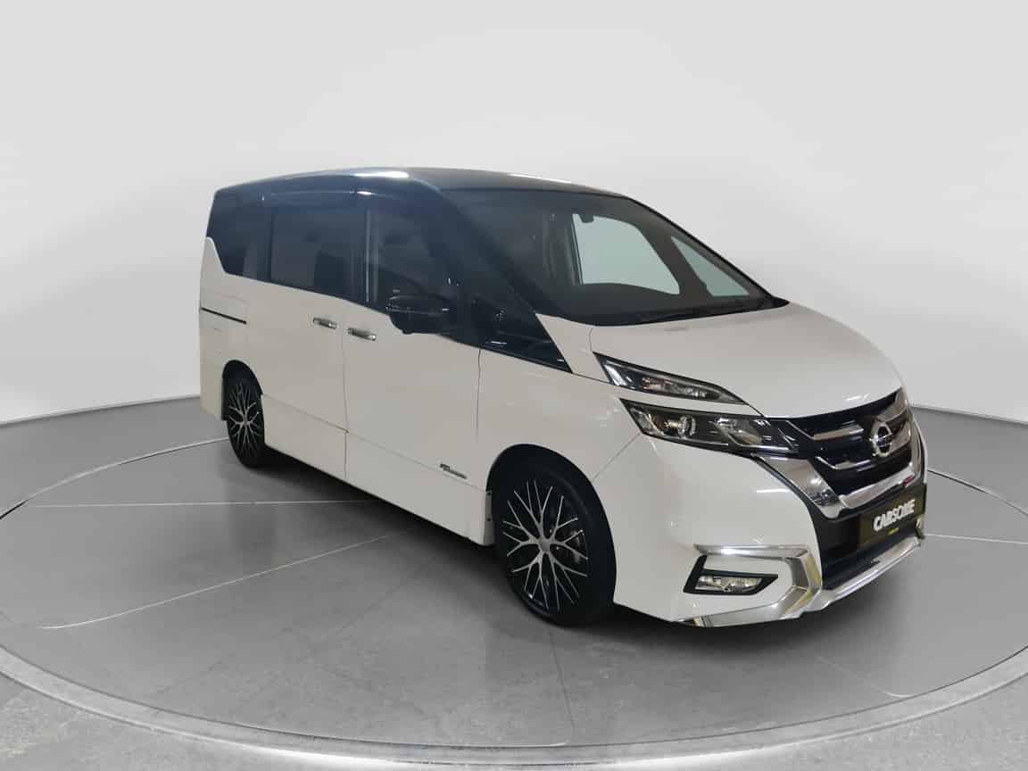 Nissan_Serena_2020_White_B2C_CARSOME