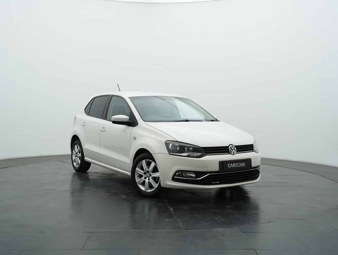 Volkswagen_Polo_2019_White_B2C_CARSOME