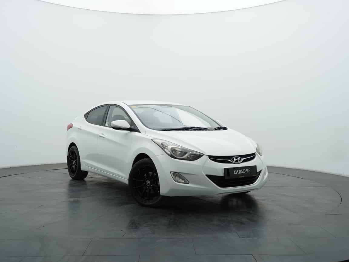 Inokom_Elantra_2014_White_B2C_CARSOME