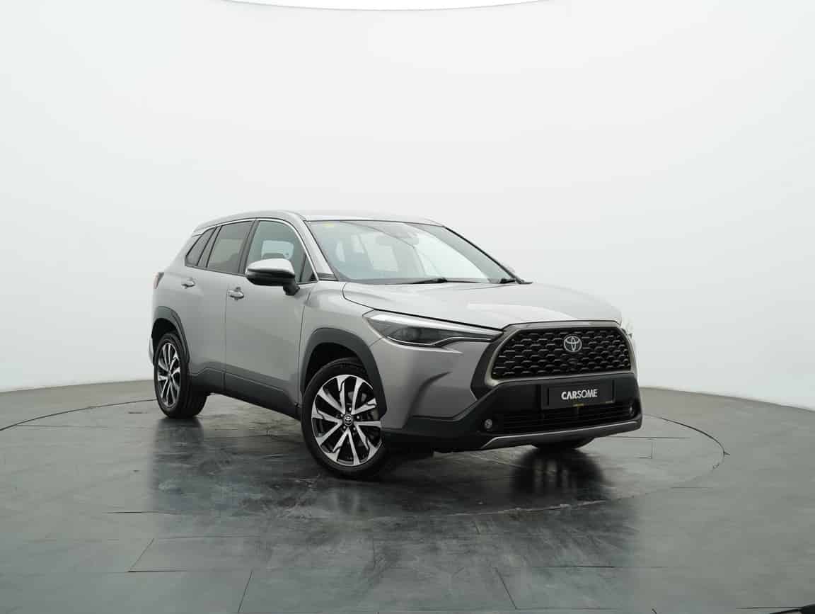 Toyota_Corolla Cross_2021_Silver_B2C_CARSOME