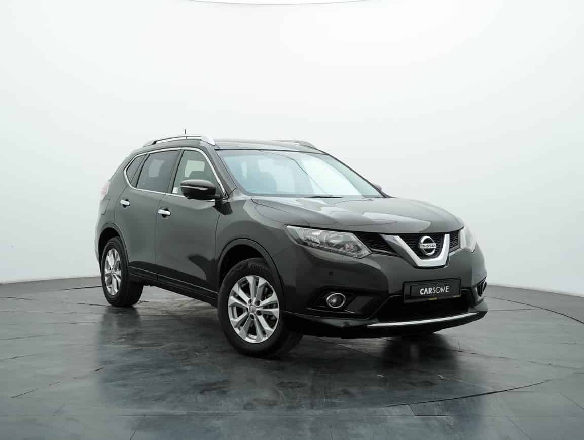Nissan_X-Trail_2015_Black_B2C_CARSOME