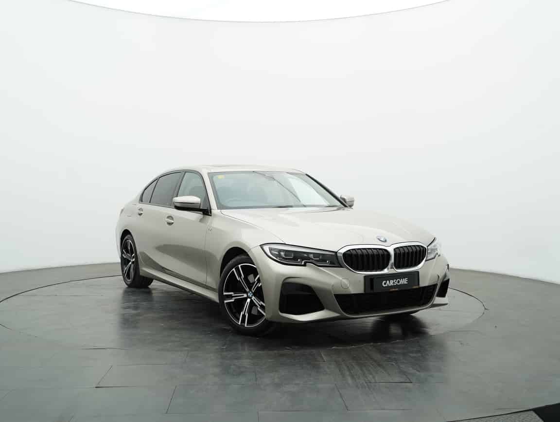 BMW_330Li_2022_Gold_B2C_CARSOME