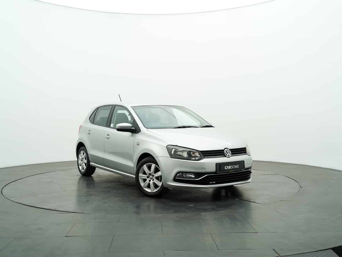 Volkswagen_Polo_2017_Silver_B2C_CARSOME